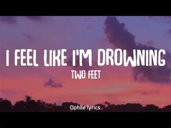Im drowning underwater lyrics